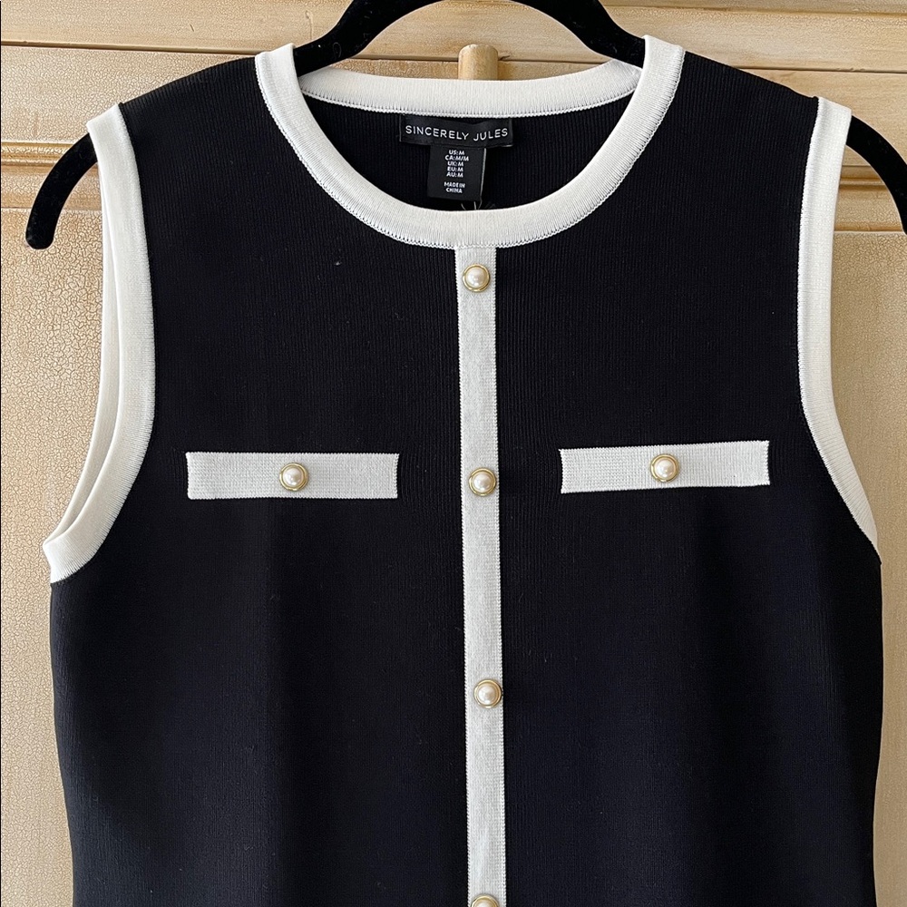 Sincerely Jules Black and White Classic Sleeveless sweater Dress-NWT-size M - Picture 2 of 7